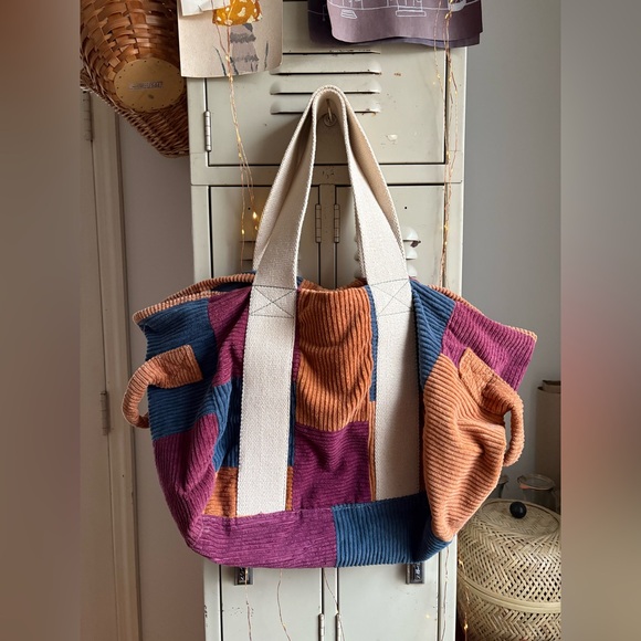 UO Suda Patched XL Tote Bag - Picture 9 of 16